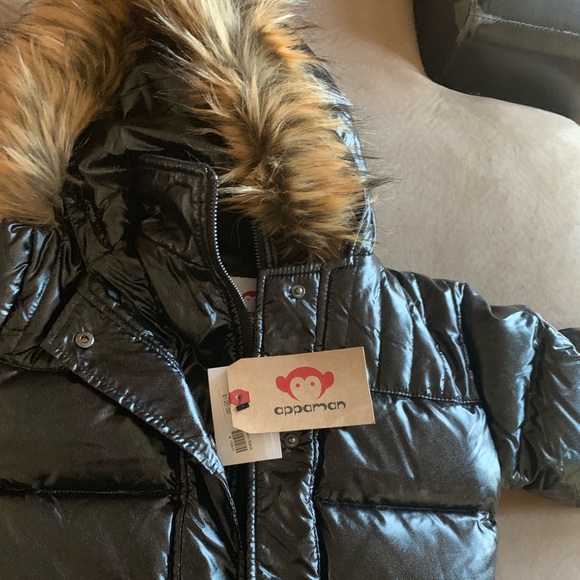 Meet your Posher, Christina - Picture 1 of 1